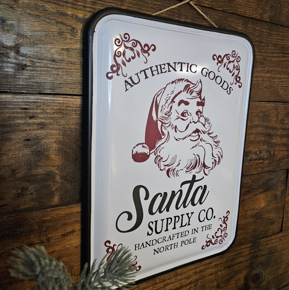 Santa Wall Hanging - Picture 3 of 5
